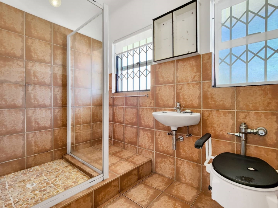 2 Bedroom Property for Sale in Green Point Western Cape